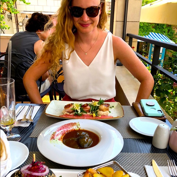 Meet your Posher, Aleksa - Picture 1 of 1